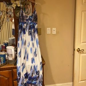 🔥2 for $10🔥Long Beautiful Dress 💙